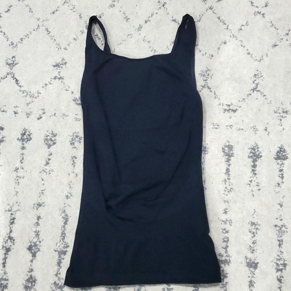 Blanqi, black maternity top, medium